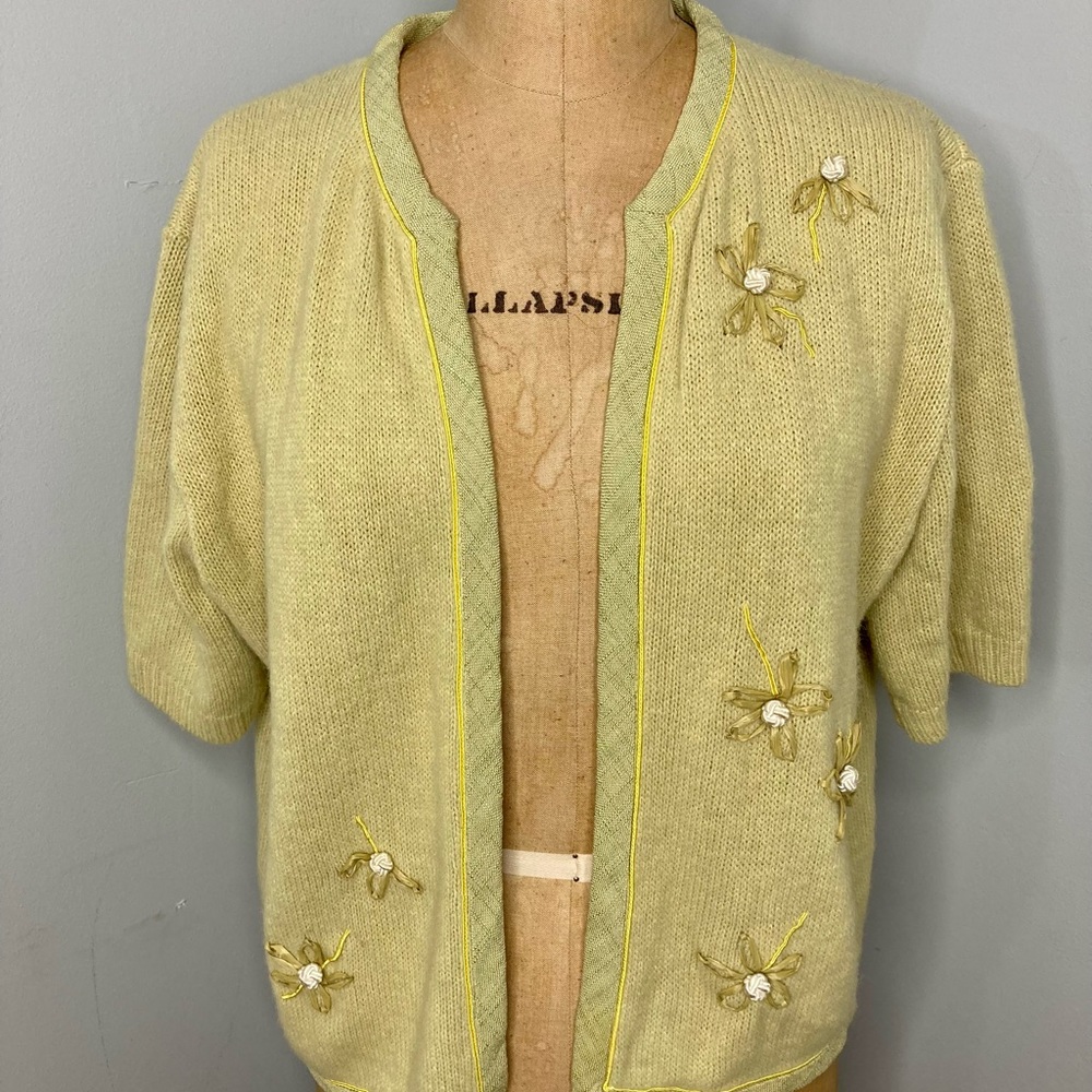 Pretty Little Sage Green Sweater Size M
